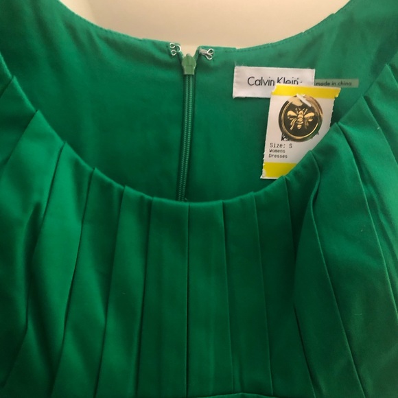 NWT Calvin Klein Dress. S - Picture 2 of 3